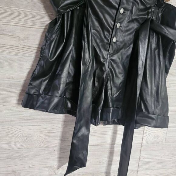 White Birch Faux Leather High Rise Shorts SZ 3XL Paper Bag Tie Waist - Picture 4 of 8